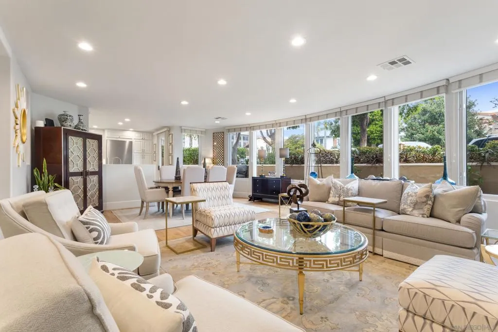 7752 Eads Ave, La Jolla, California 92037 home-pic-4