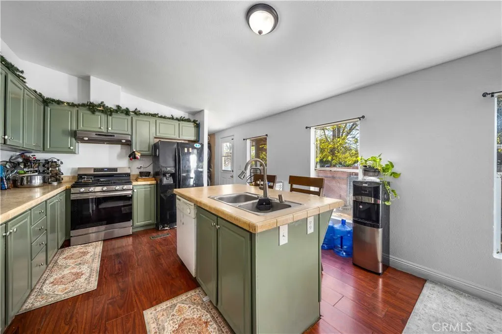 22260 Deprad, Perris, California 92570 home-pic-14