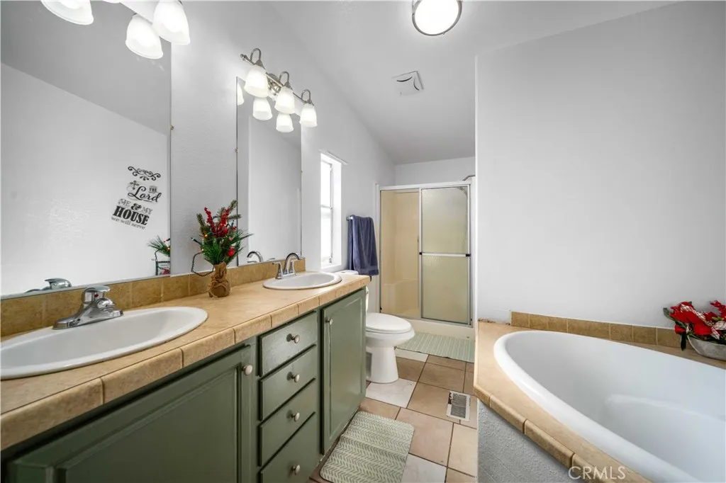 22260 Deprad, Perris, California 92570 home-pic-11