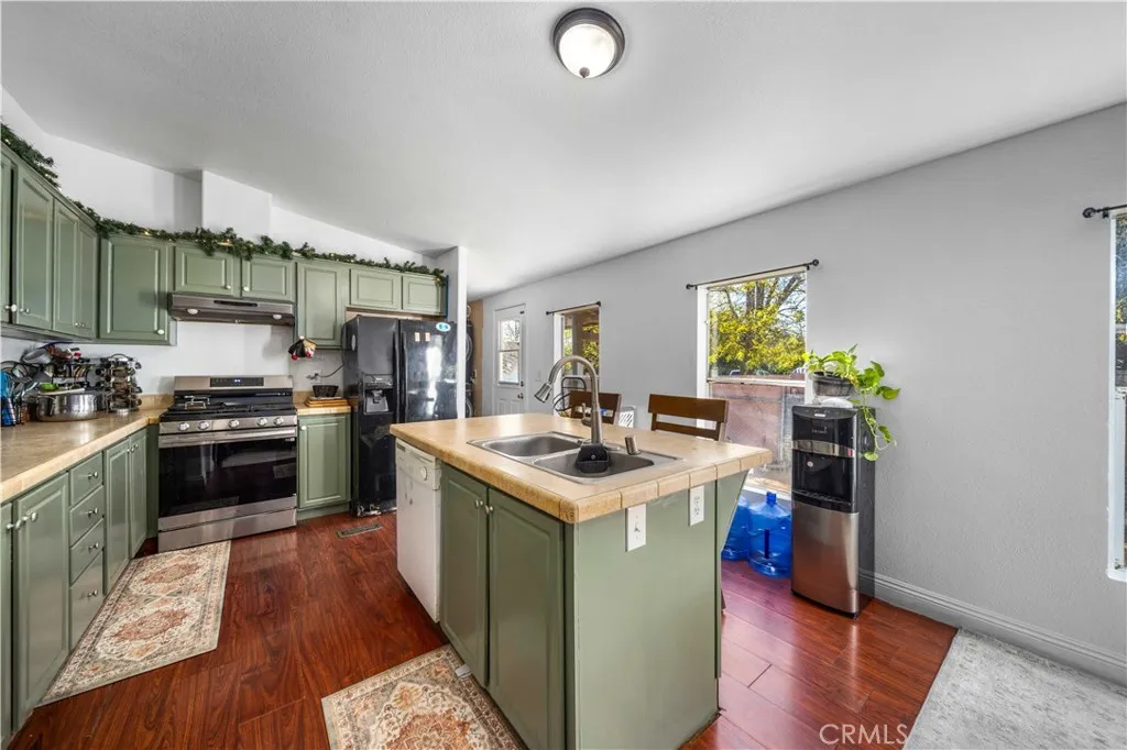 22260 Deprad, Perris, California 92570 home-pic-4