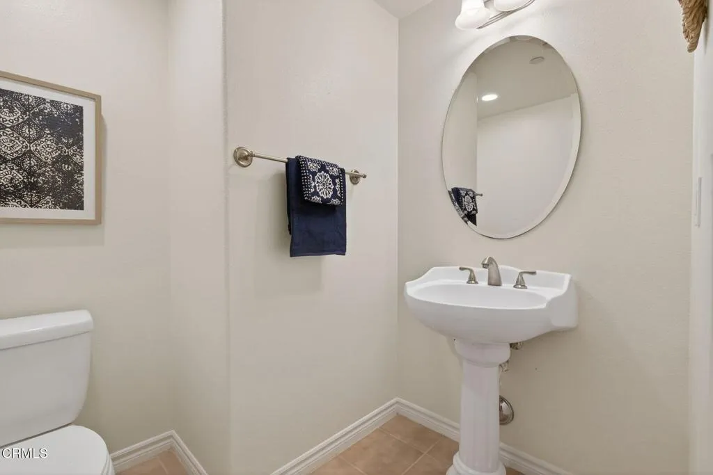 8124 Onyx Street, Ventura, California 93004 home-pic-31
