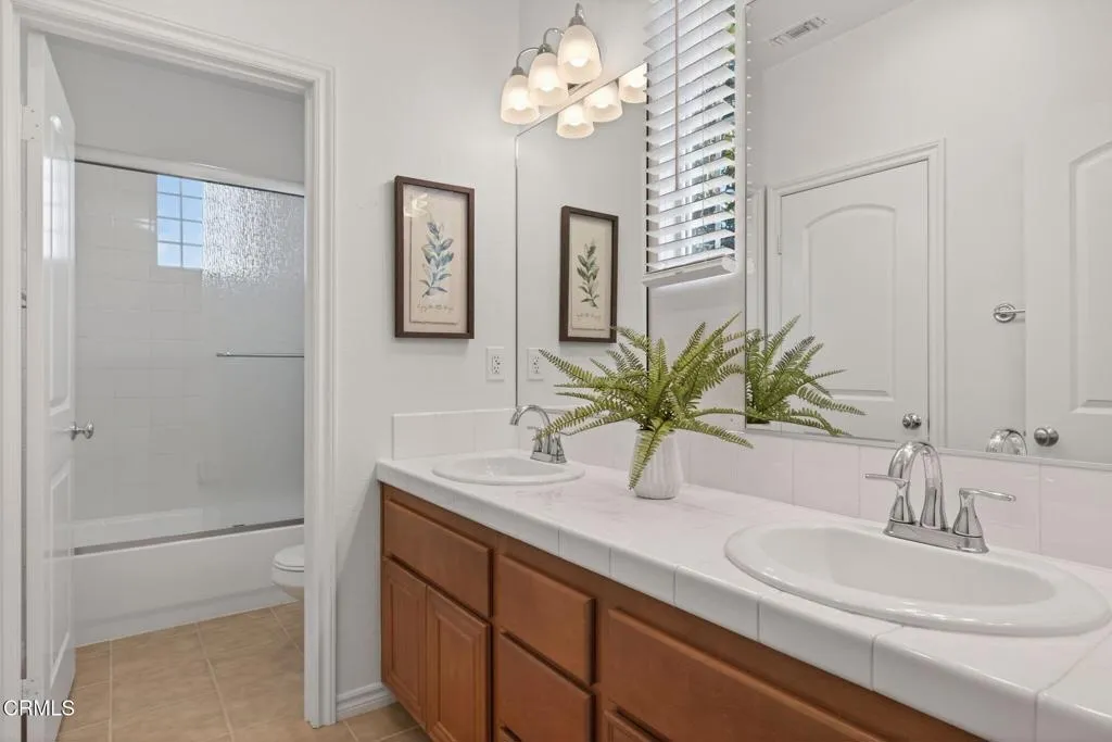 8124 Onyx Street, Ventura, California 93004 home-pic-26