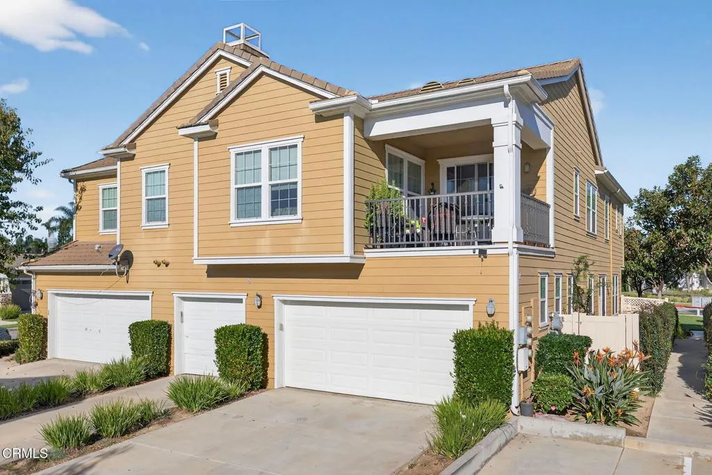 8124 Onyx Street, Ventura, California 93004 home-pic-35
