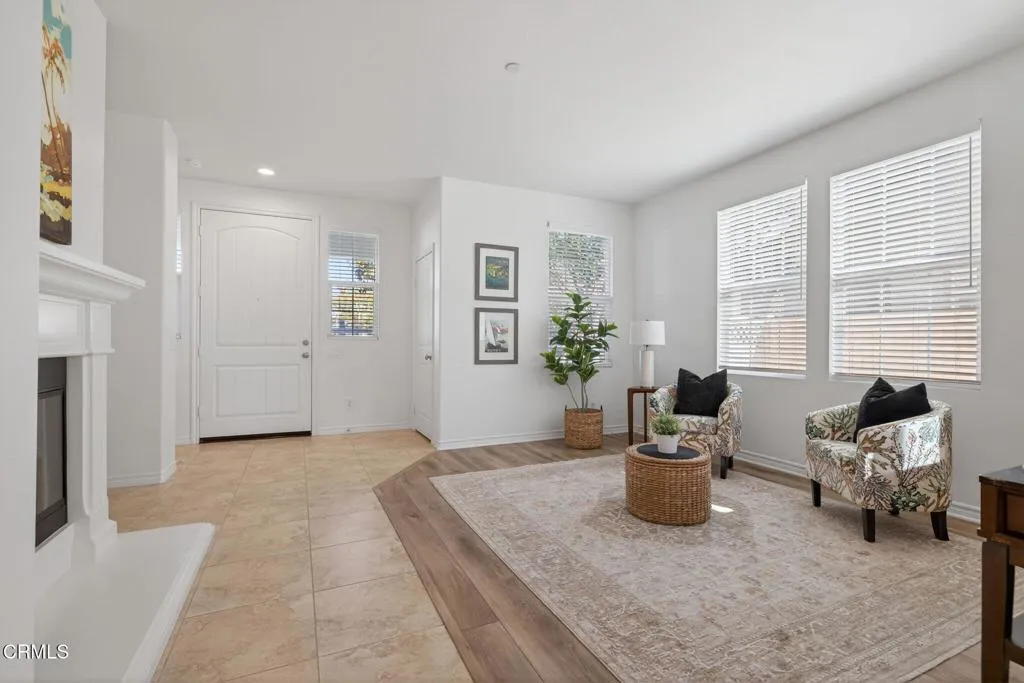 8124 Onyx Street, Ventura, California 93004 home-pic-6