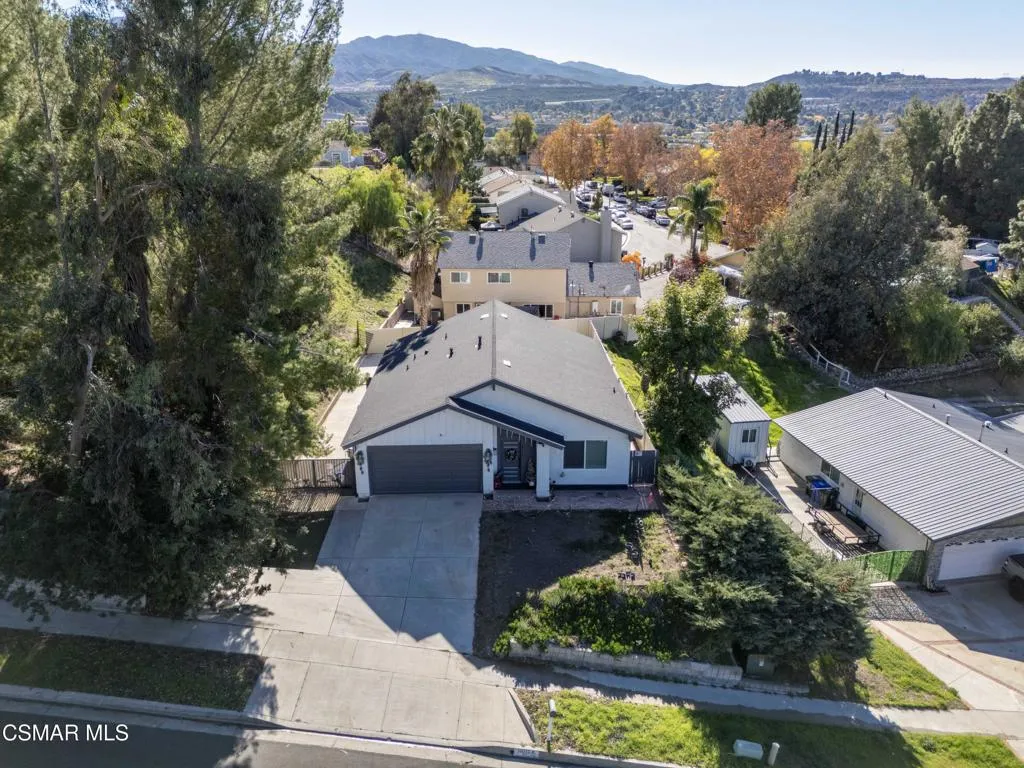 18712 Vicci Street, Canyon Country, California 91351 home-pic-32