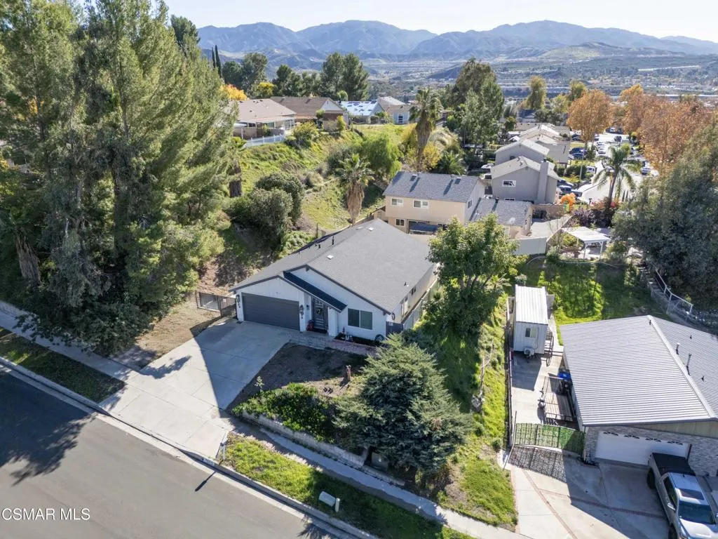 18712 Vicci Street, Canyon Country, California 91351 home-pic-36
