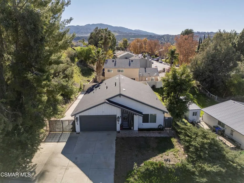 18712 Vicci Street, Canyon Country, California 91351 home-pic-37