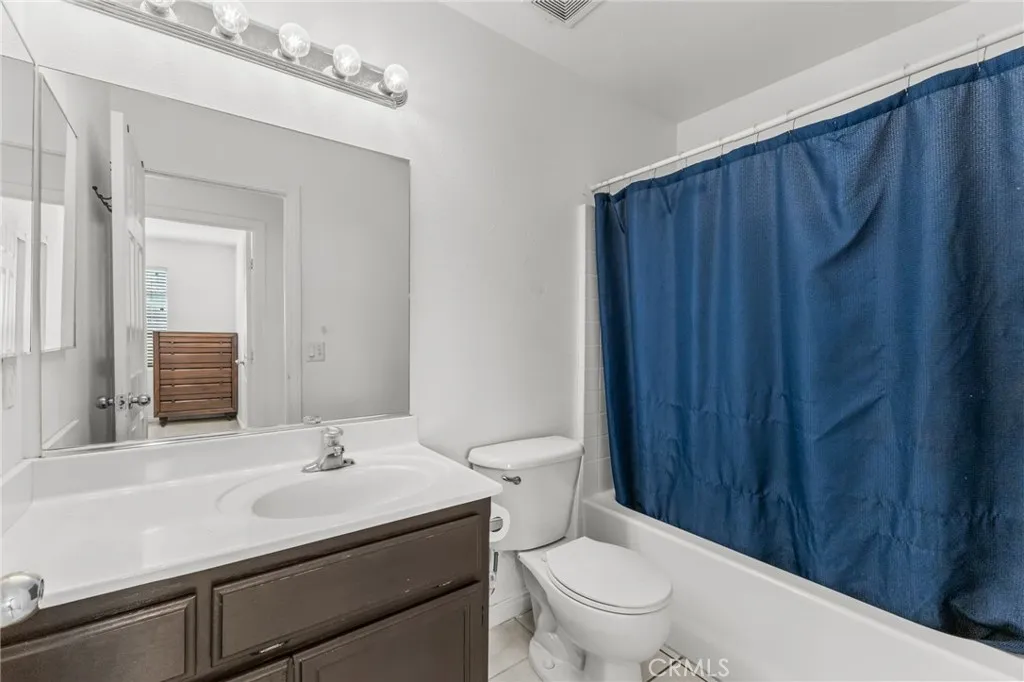 57088 Millstone Drive, Yucca Valley, California 92284 home-pic-16