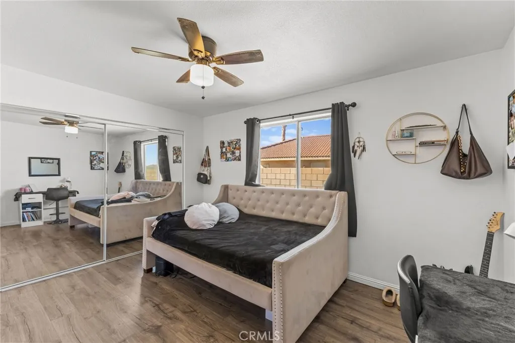 57088 Millstone Drive, Yucca Valley, California 92284 home-pic-32