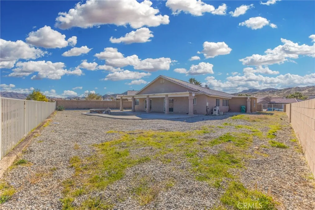 57088 Millstone, Yucca Valley, California 92284 home-pic-49