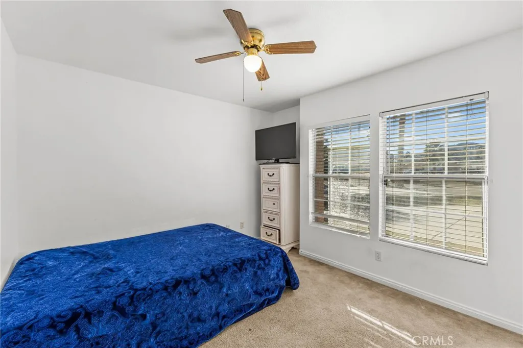 57088 Millstone Drive, Yucca Valley, California 92284 home-pic-7