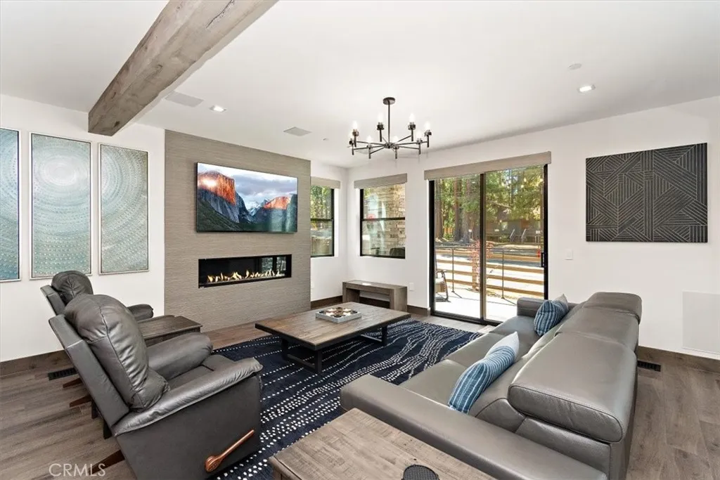 679 Summit Boulevard, Big Bear, California 92315 home-pic-29