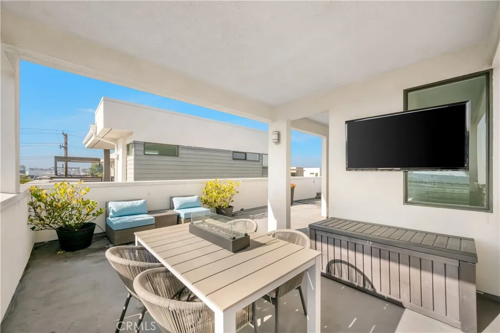 637 Cardiff Reef, Costa Mesa, California 92627 home-pic-24