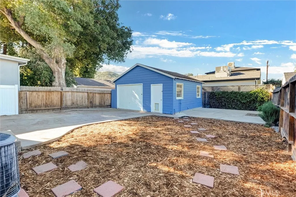 10335 Scoville Avenue, Sunland, California 91040 home-pic-20
