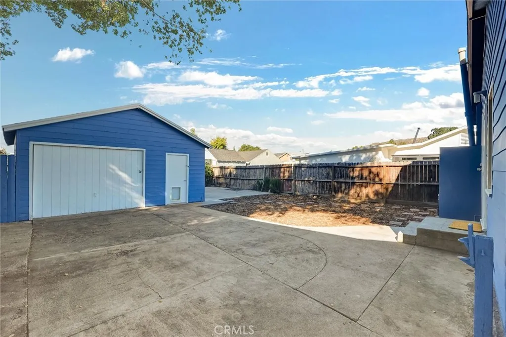 10335 Scoville Avenue, Sunland, California 91040 home-pic-19
