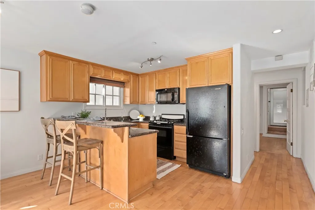 225 24th, Manhattan Beach, California 90266 home-pic-23