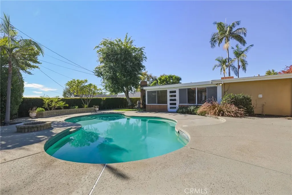 438 Crestview, Monrovia, California 91016 home-pic-30