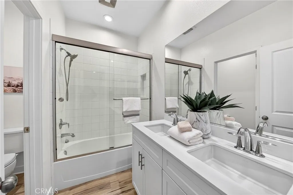 5372 Harvard Way, Cypress, California 90630 home-pic-27
