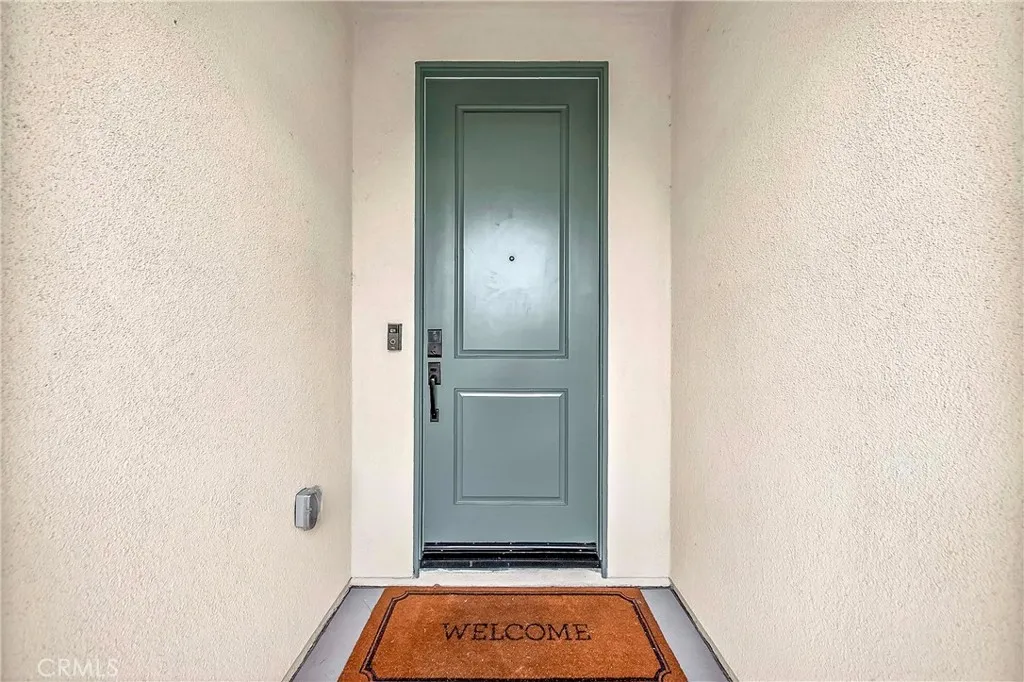 5372 Harvard Way, Cypress, California 90630 home-pic-2