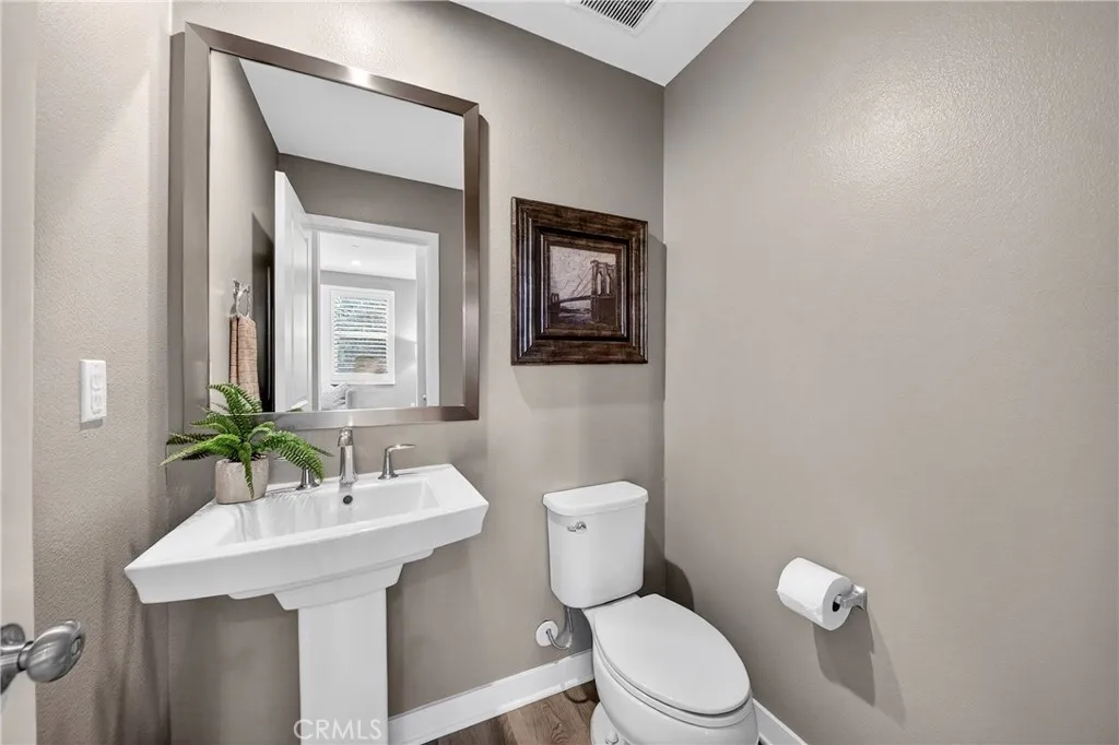 5372 Harvard Way, Cypress, California 90630 home-pic-14