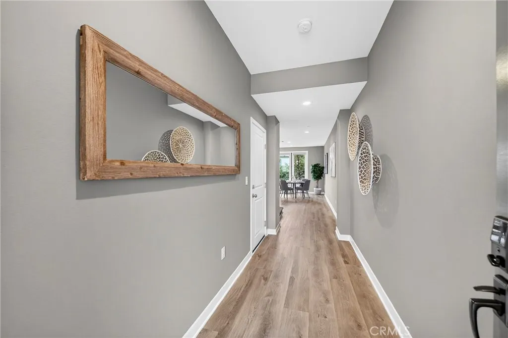 5372 Harvard Way, Cypress, California 90630 home-pic-3
