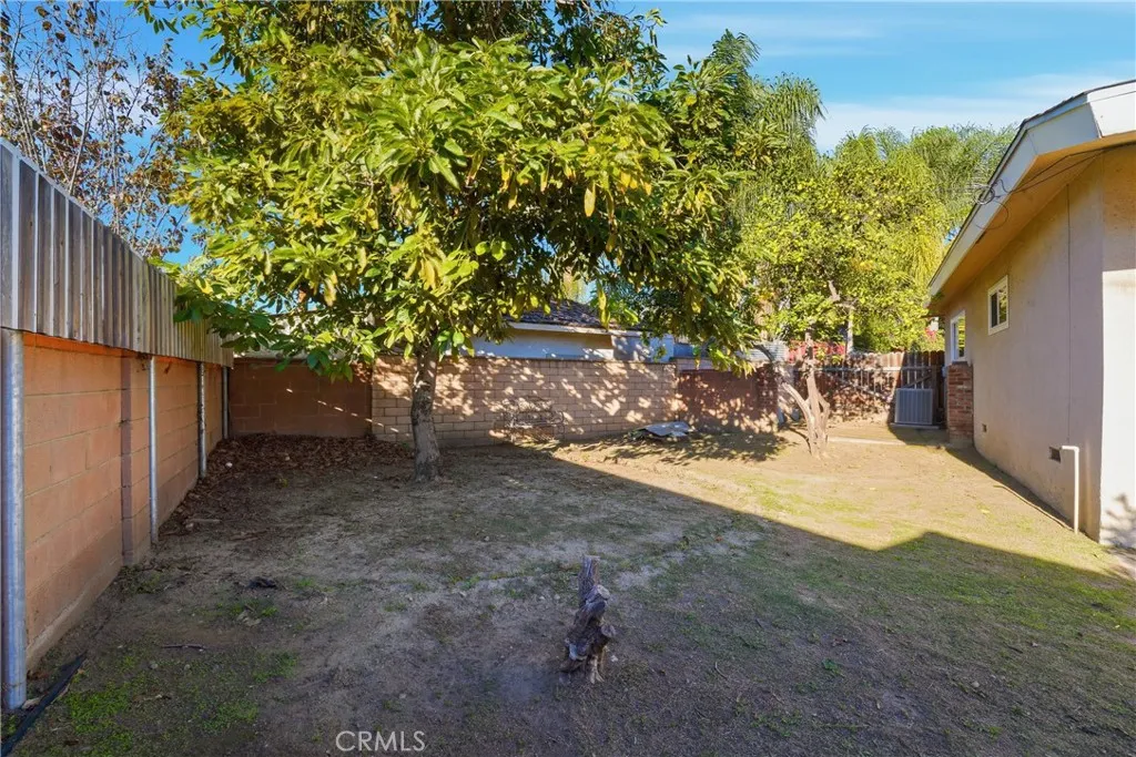 633 S Clementine, Anaheim, California 92805 home-pic-38