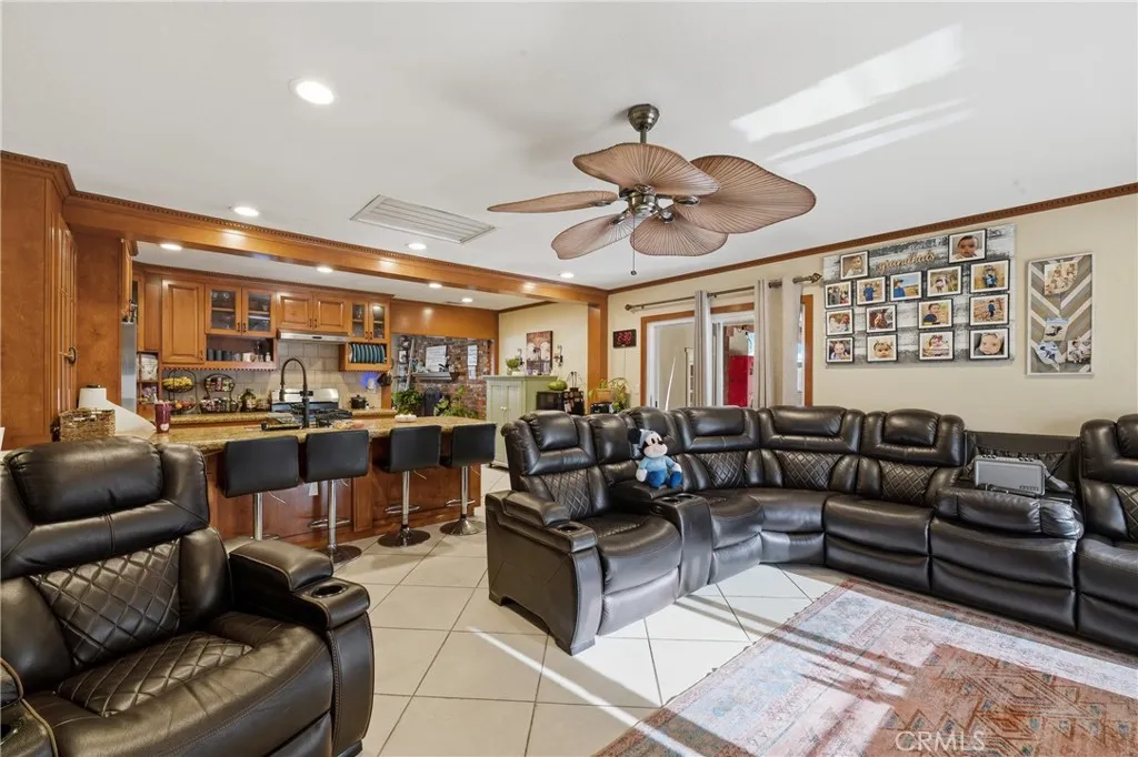 633 S Clementine, Anaheim, California 92805 home-pic-16
