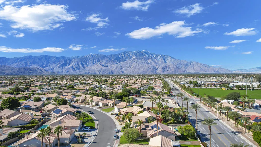 69624 Northhampton Avenue, Cathedral City, California 92234 home-pic-39