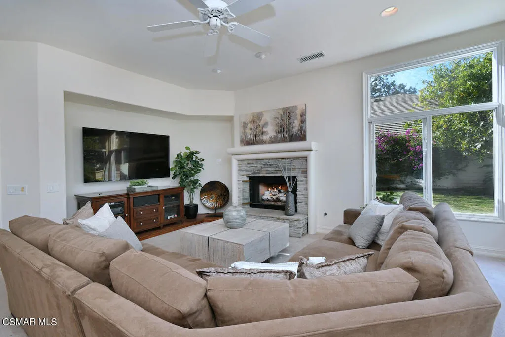 31775 Oak Ranch Court, Westlake Village, California 91361 home-pic-19