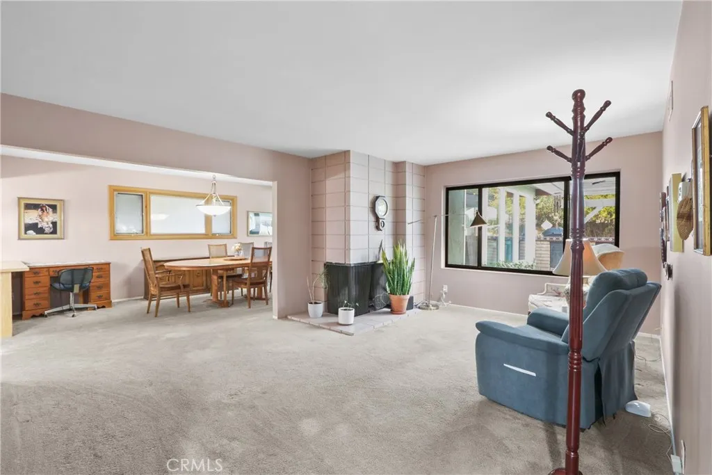 946 W La Deney, Ontario, California 91762 home-pic-11