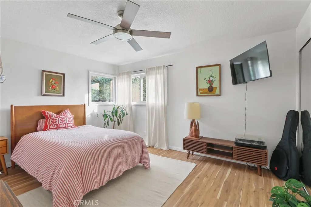 946 W La Deney, Ontario, California 91762 home-pic-15