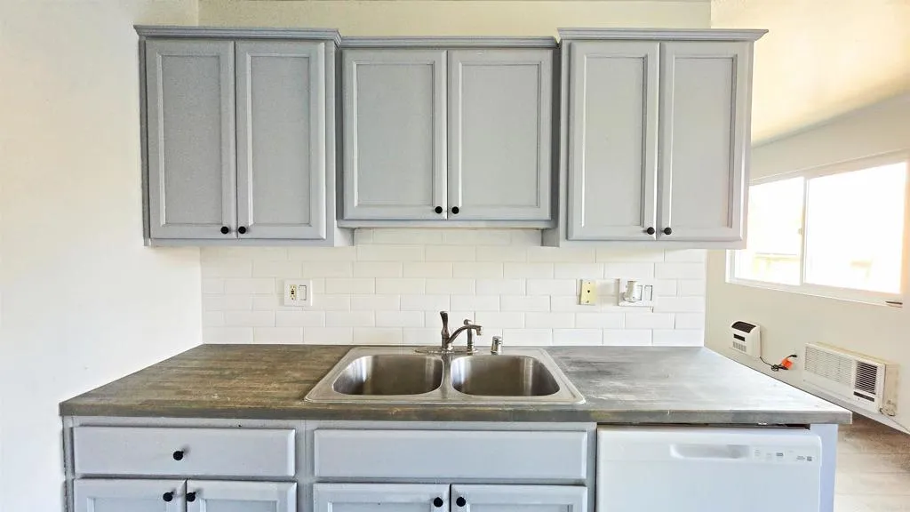 4402 Delta Street 23, San Diego, California 92113 — photo 4