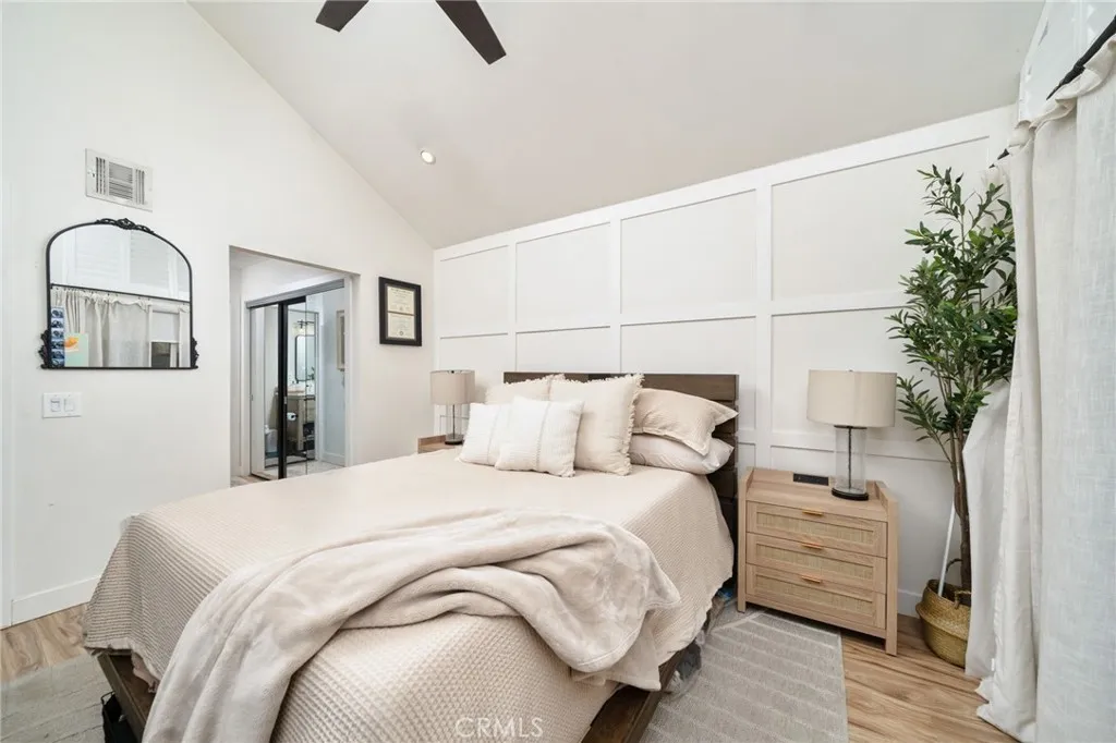 435 W 9th Street A6, Upland, California 91786 home-pic-15