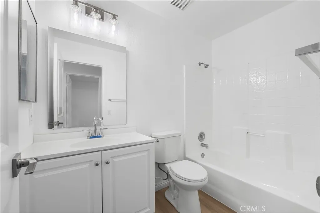 44238 Encanto Way, Lancaster, California 93536 home-pic-19