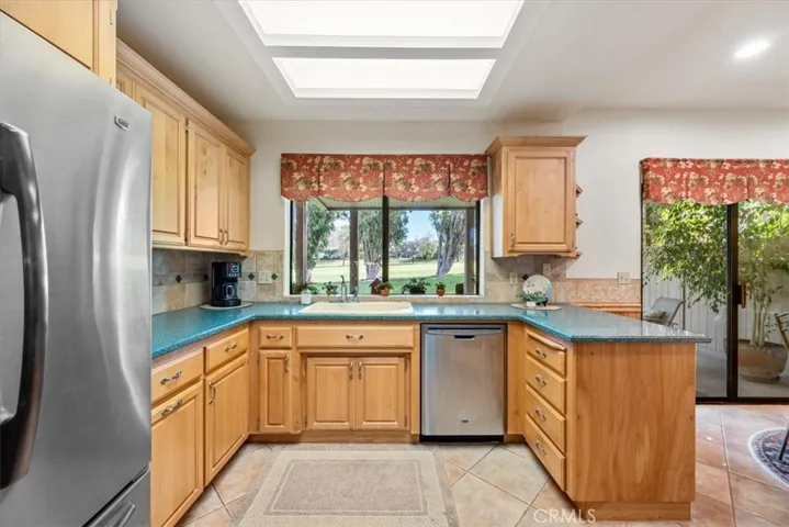 1254 Miraleste, San Luis Obispo, California 93401