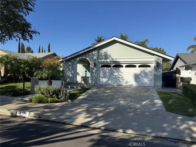 19701 Parkview, Yorba Linda, California 92886