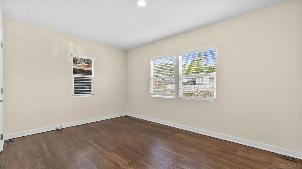 204 N Citrus Ave, Vista, California 92084 home-pic-14