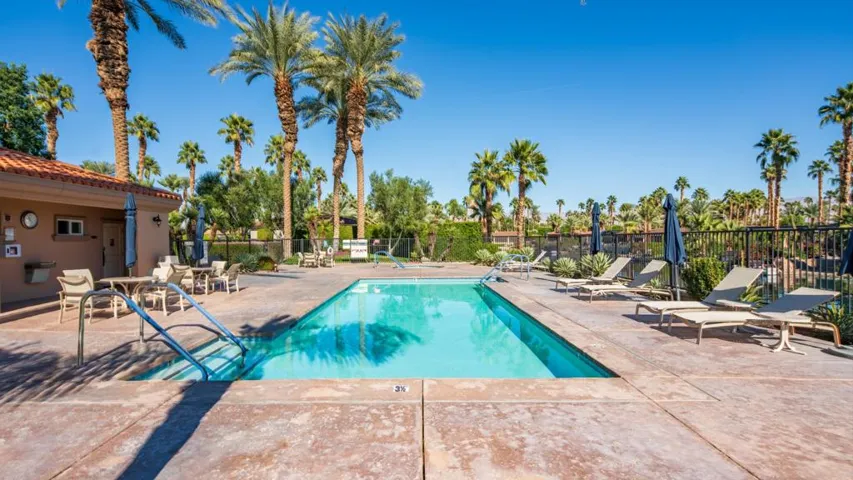 27-Were Focused 80501 Ave 48 Unit 22-27