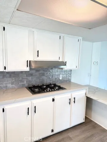 27361 Sierra Highway 198, Canyon Country, California 91351