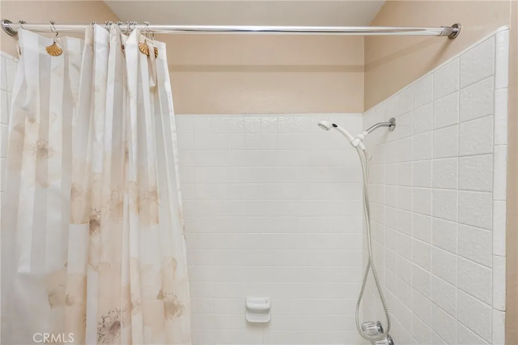 2927 Treeview Place, Fullerton, California 92886 home-pic-53