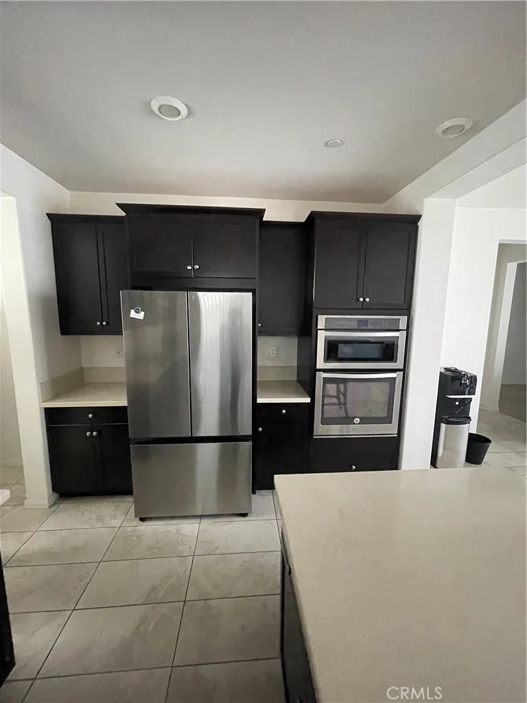 31621 Greenwich Court, Menifee, California 92584 home-pic-11