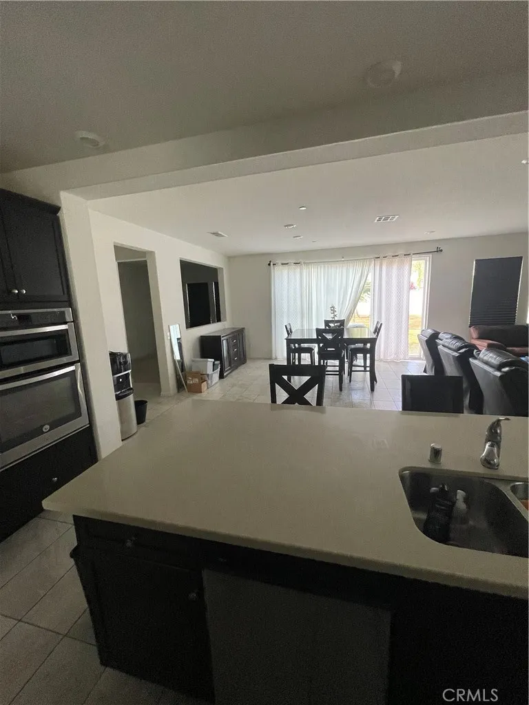 31621 Greenwich Court, Menifee, California 92584 home-pic-12