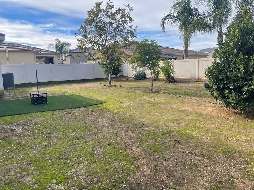31621 Greenwich Court, Menifee, California 92584 home-pic-6