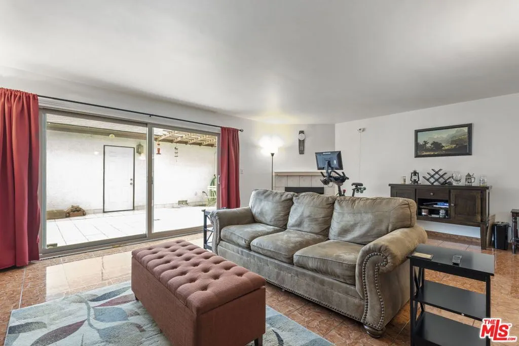 11000 Woodruff Avenue 29, Downey, California 90241 home-pic-11