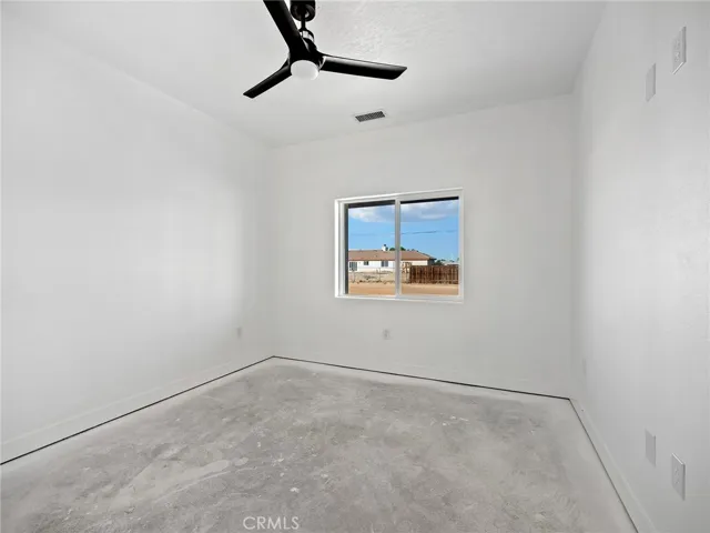 15605 Dale Evans Parkway, Apple Valley, California 92307