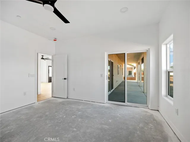 15605 Dale Evans Parkway, Apple Valley, California 92307