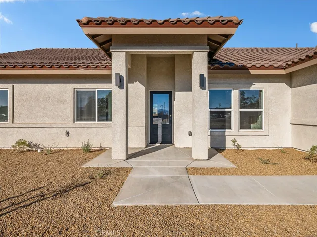 15605 Dale Evans Parkway, Apple Valley, California 92307