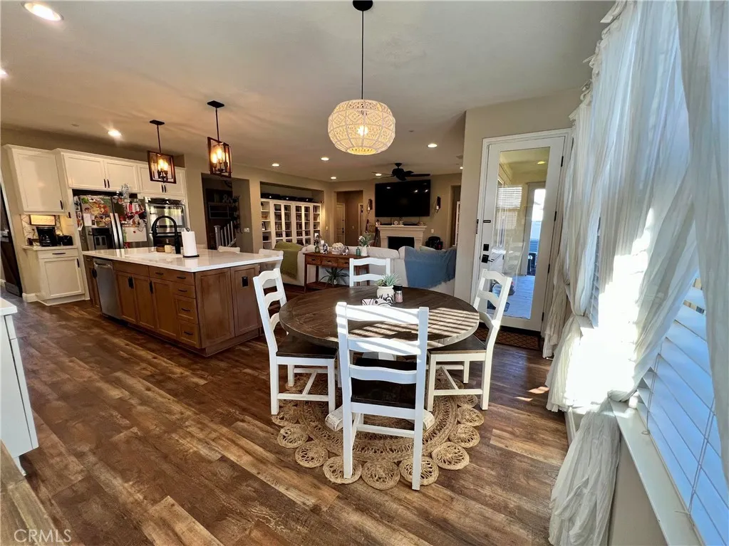 32526 Presidio Hills, Winchester, California 92596 home-pic-12