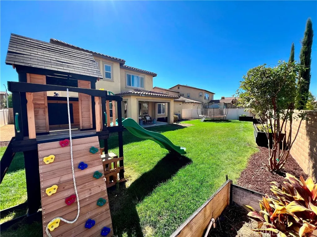 32526 Presidio Hills, Winchester, California 92596 home-pic-39