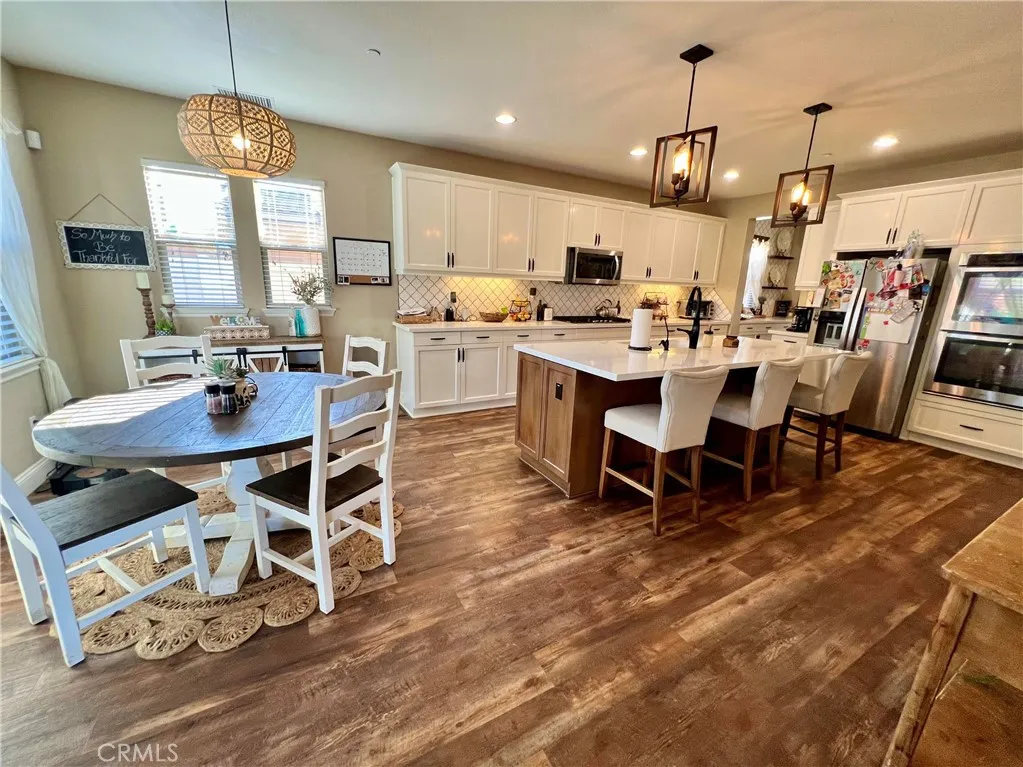 32526 Presidio Hills, Winchester, California 92596 home-pic-13